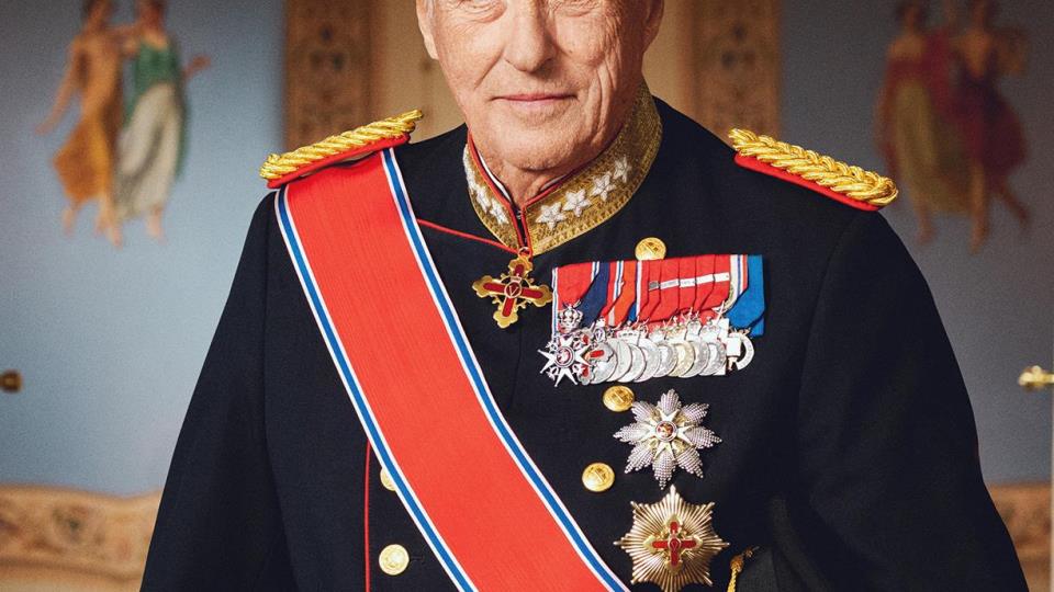 Lenke til artikkel: Kong Harald er gått bort. 
